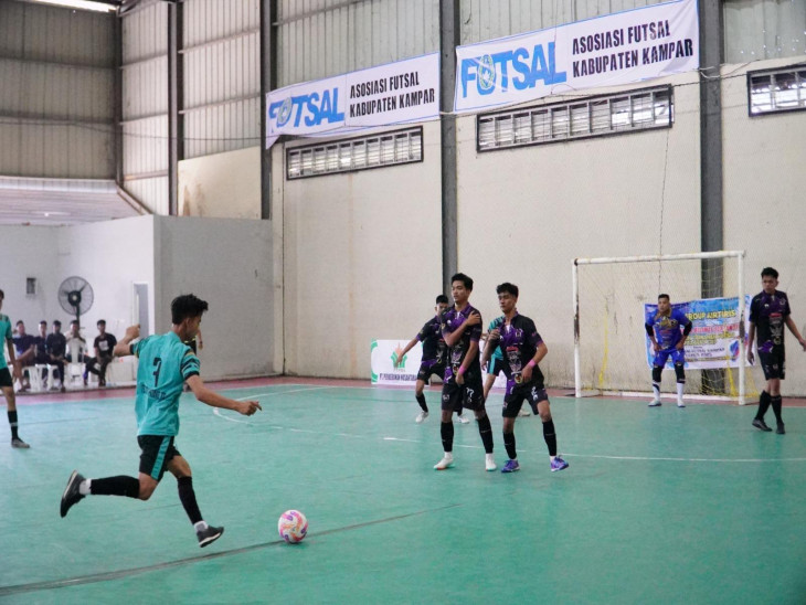Alihkan Anak-Anak Muda Ke Hal Positif, Pemerintah Kabupaten Kampar Dukung Penuh Turnamen Futsal